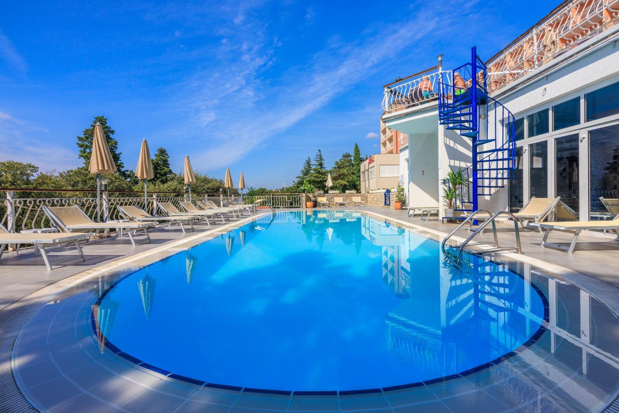 Mediteran Maradiso Hotel By Aminess Crikvenica Exterior foto